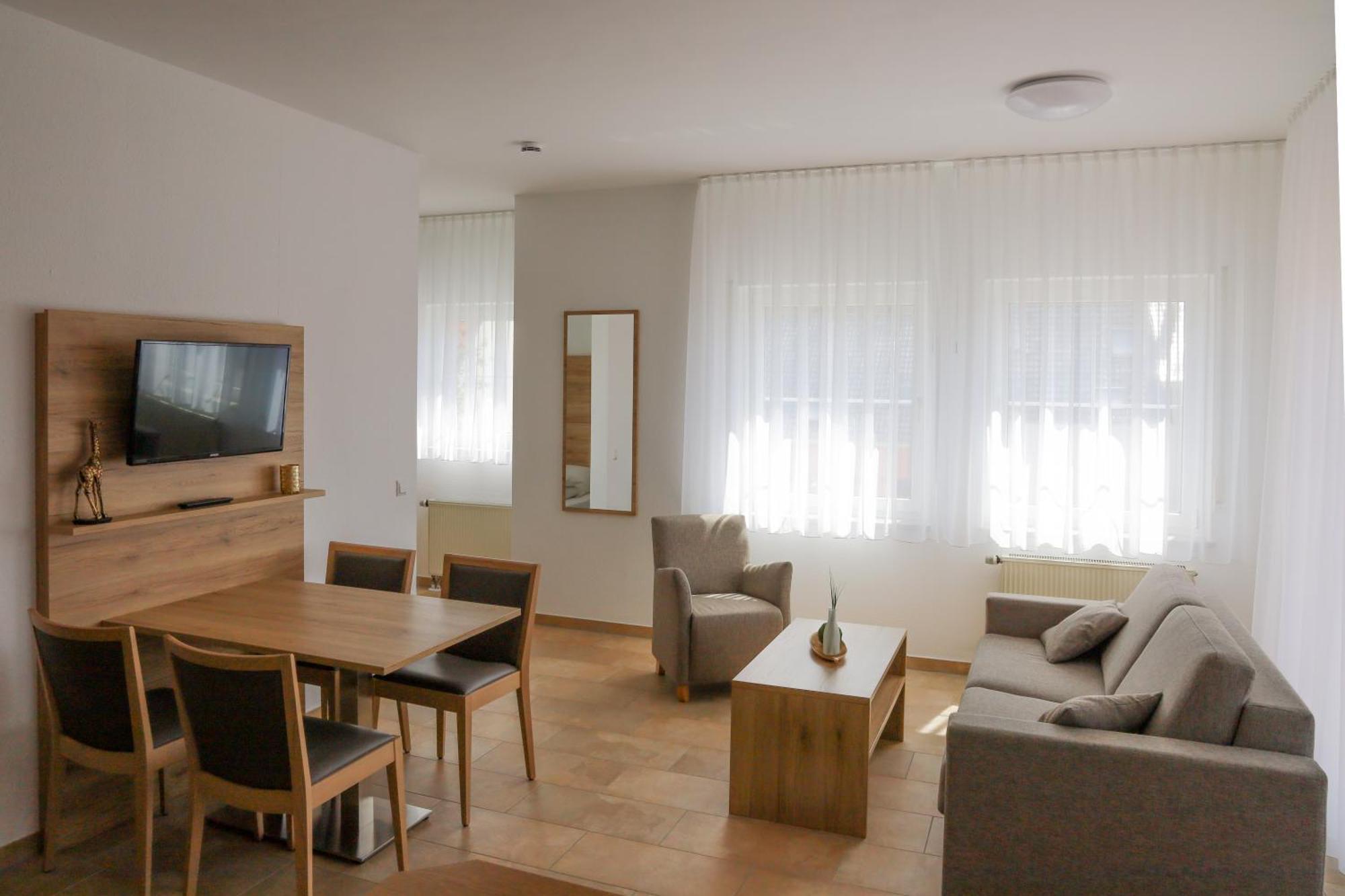 Hotel Adler Nattheim Buitenkant foto